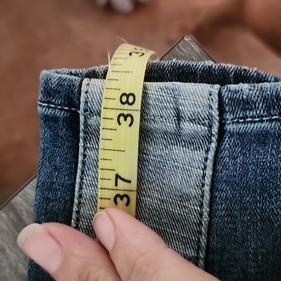 Good American Two Tone Jeans Sz 4/27 - Picture 9 of 10